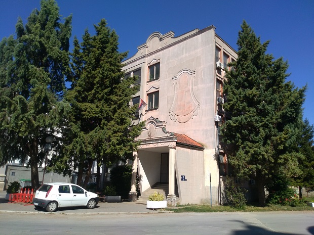 Претио убиством супрузи ако га напусти: Осуђен на условну казну затвора