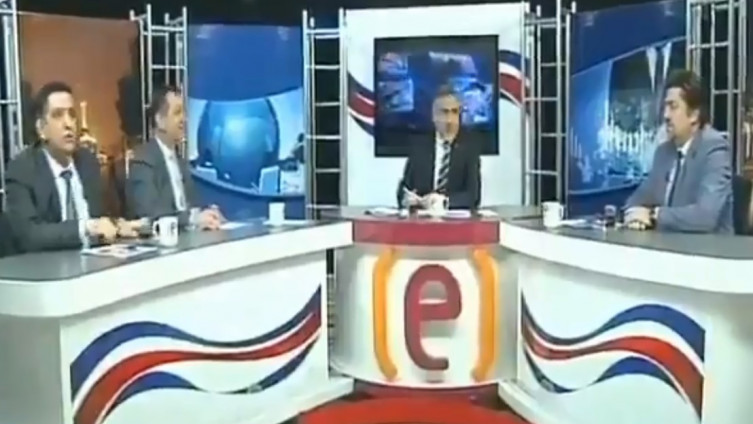 Земљотрес уживо: У емисији почело све да се љуља, сценографија да пуца, гости преплашени (ВИДЕО)