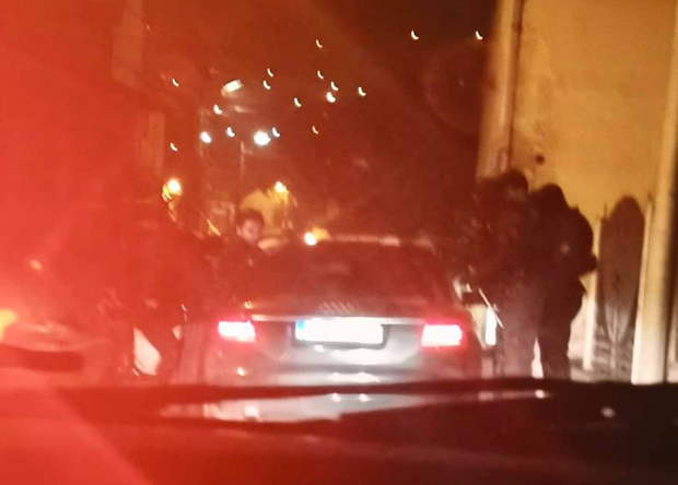 Полицајци без идентификација малтретирали људе у Пљевљима: Нови притисци у Црној Гори (ФОТО)