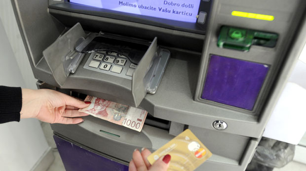 Пронашли лажњаке вредне 17 милиона, најчешће се фалсификују 1.000 динара и 100 евра: Полиција и НБС лане открилe чак 5.146 кривотворених новчаница