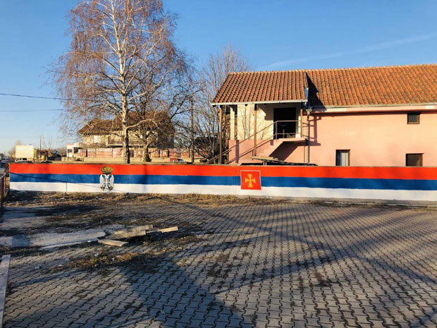 Порука “гробара” из Падињака и Борче: Црна Гора и Србија то је једна фамилија (ФОТО)