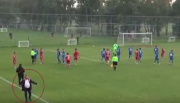 Када тренери изгубе контролу над собом: Свађа два Србина у Анталији на пријатељском мечу (ВИДЕО)