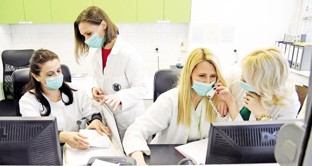 Пријављена ЕПИДЕМИЈА грипа у четири округа: Оболело 14.000 људи, три смртна случаја од почетка сезоне