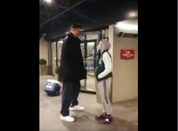 Некадашња НБА звезда у “Арени” гледа Звезду и Панатинаикос: Јао Минг у Београду (ВИДЕО)