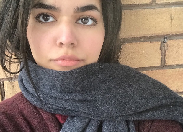 Девојка побегла од вехабија, па се СЛИКАЛА У КУПАЋЕМ, стигле гнусне претње и увреде (ФОТО)