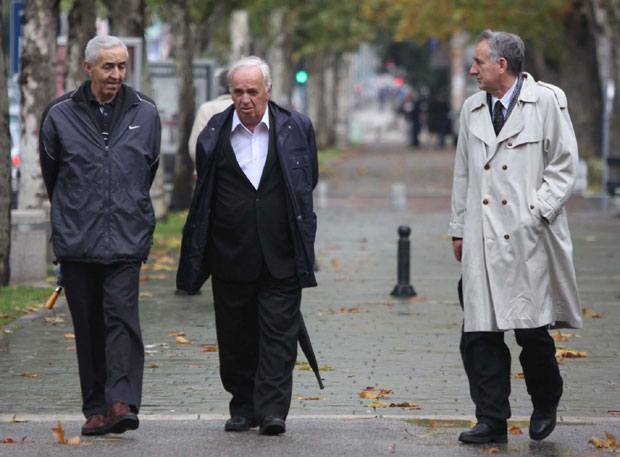 Хиљаде радника чека усвајање предлога закона о ПИО: Црногорски функционери обмањују грађане више од годину дана