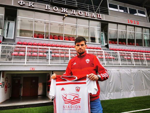 Тресе се “кров”: Бивши играч Звезде појачао Вождовац