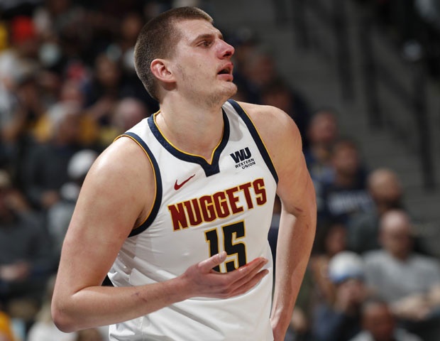 Нова победа Денвер Нагетса: Никола Јокић закуцао Феникс (ВИДЕО)