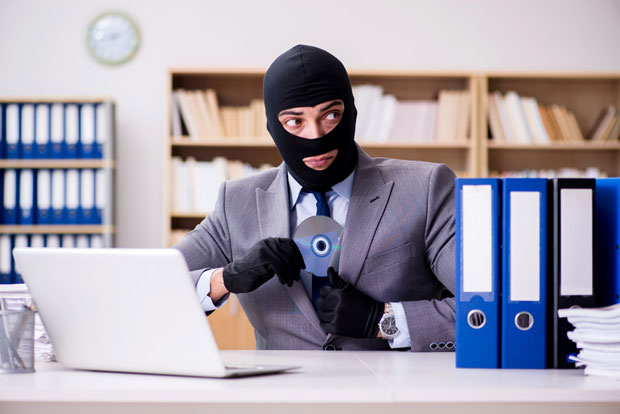 Желите да чините добро у тајности? Тајна служба по превозу и теретанама тражи таленте