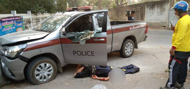 Узнемирујуће фотографије: Полицајци стали на пут помахниталог убице са Тајланда