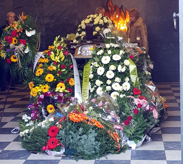 Пријатељи, родбина и колеге испратили Драгољуба Жарковића