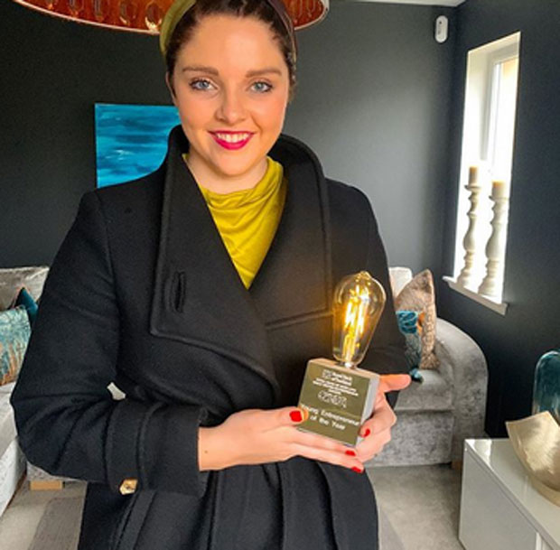 Са 13 година сви су се смејали МОМ ПОСЛУ који сам покренула: Са 18 сам купила прву некретнину, а данас имам 21 годину и МИЛИОНЕРКА САМ