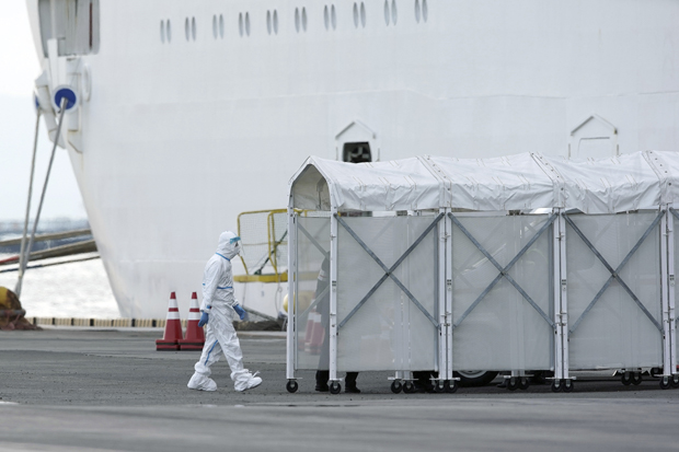 Расте број оболелих на крузеру: Регистровано још ШЕСТ случајева корона вируса 