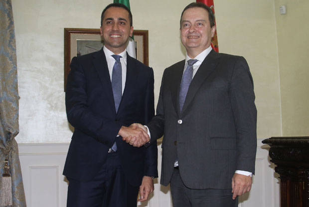 Дачић: Србија жели да зна да ли ће бити проширења ЕУ или не, зашто нема Срба у државној управи Црне Горе ако властима те земље нису важна црвена крвна зрнца