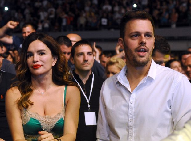 Северина скинула презиме Којић, а онда отпратила Кебу са Инстаграма: Да ли ово слути на крај? (ФОТО) 