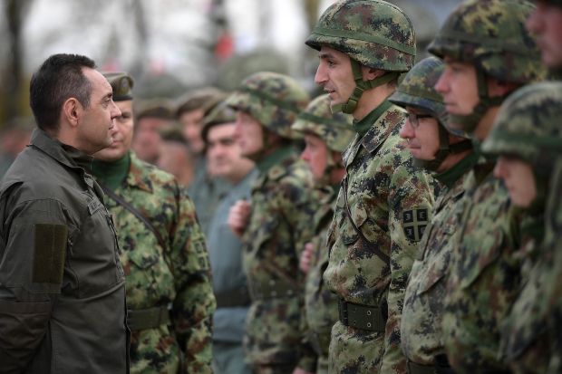 Мило стопама Хрвата: Тражили да наши официри скину униформе!