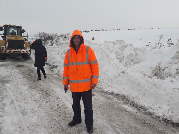 Промрзли људи су били у страху и паници, а ја сам се понашао само како су ми наређивали душа и срце: Мирсад спасавао заробљене из мећаве