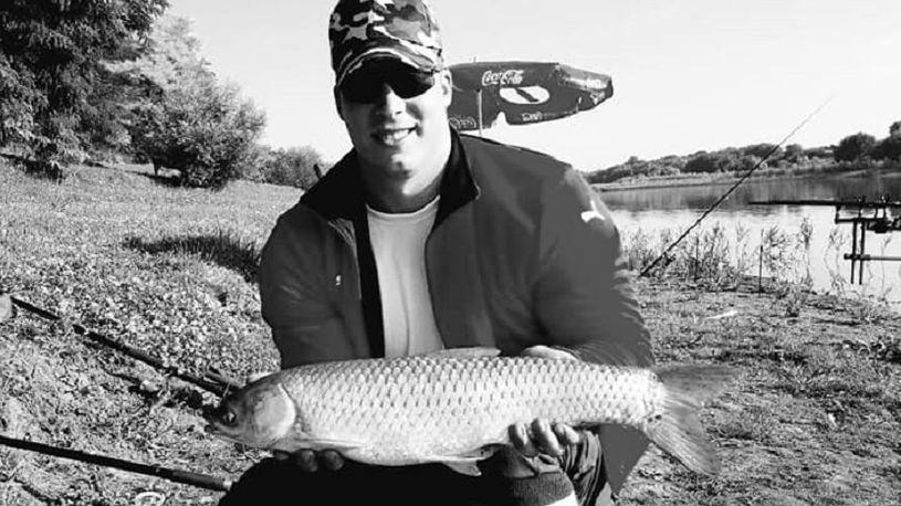 Јутрос када сам кренуо на посао, видео сам полицију, ни слутио нисам да си ти погинуо: Огласио се друг из клупе, колеге се опраштају од Бојана