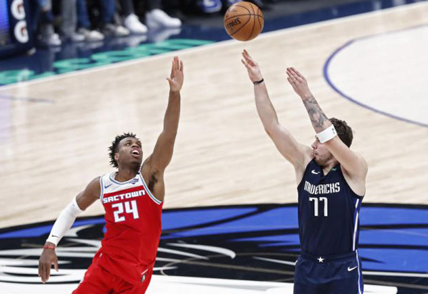 Кингси ће памтити повратак Дончића (ВИДЕО)