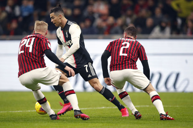 Милан остао без Ибрахимовића и победе против Јувентуса