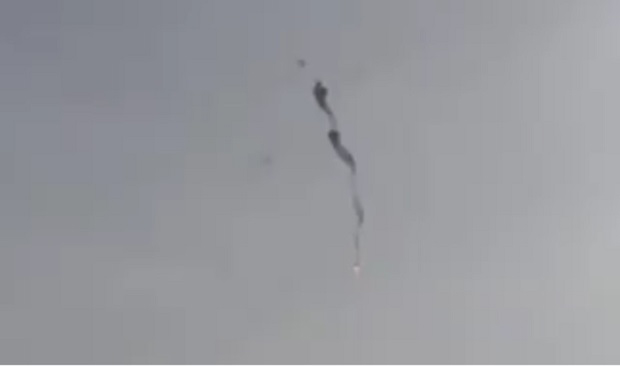 Буктиња пала са неба изнад Сирије: Снимљено обарење још једног хеликоптера (ВИДЕО)