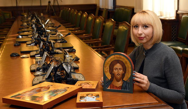 Посланица која се изражава четкицом: Снага иконе је у оку и вери посматрача