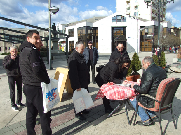 Неће мигранте у свом граду: Грађани потписују петицију, општинари ћуте