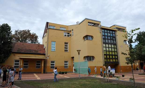 Поднето 16 пријава због бежања са из школе, родитељима у два случаја изречена казна од по 5.000 динара