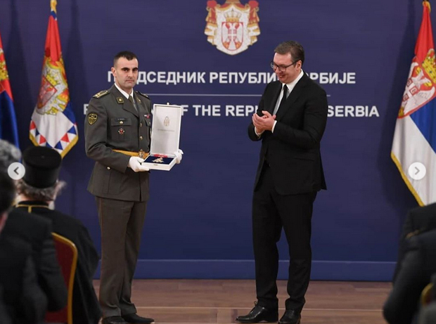 Српски председник уручио СРЕТЕЊСКА одликовања: Морамо да будемо постојани и СНАЖНИ, рат није опција, али ни капитулација