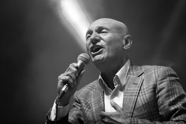 МИСТЕРИЈА трагичног догађаја узбуркала је јавност: Постоје две верзије смрти краља народне музике Шабана Шаулића