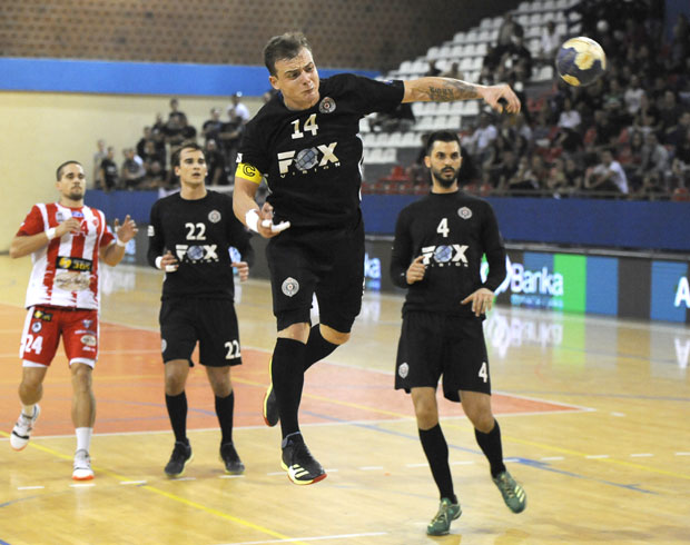 Партизану рукометни “вечити дерби”