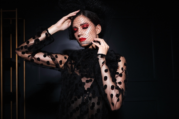 Српска дизајнерка међу најбољима на свету: Ревије Сузане Перић на престижном модном каналу уз Арманија и Хилфигера (ВИДЕО)