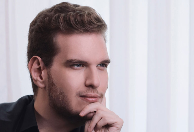 Стефан Ђоковић на Недељи моде: Милано пречица до холивудских дива