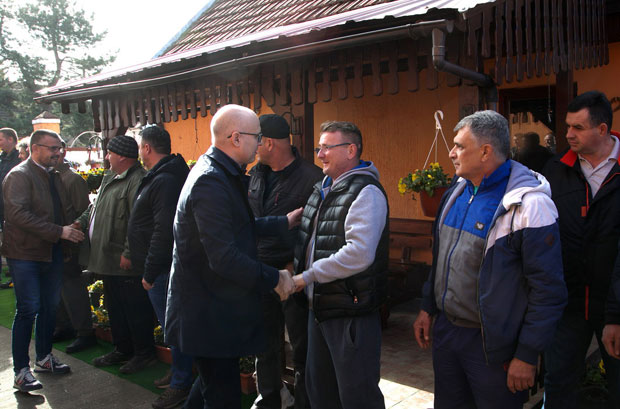 Струја стиже и до салаша у Ковиљу и Каћу