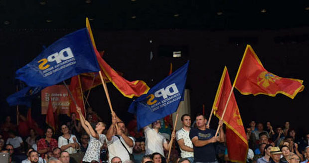 Пребили човека у Даниловграду, претукли младића у Подгорици јер су мислили да је Србин, Ђукановић је краљ и геније: Откривена вајбер преписка чланова и функционера ДПС (ФОТО)