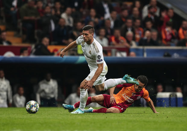 Јовића и Бејла мучи вирус: Србин и Велшанин пре времена завршили тренинг Реала