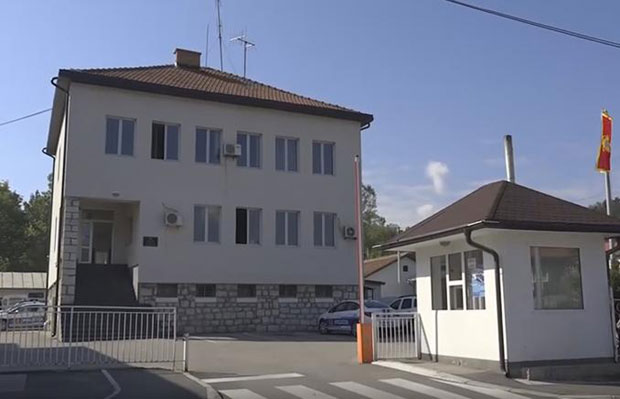 Хапшење због тешке крађе: РАЗВАЛИО ВРАТА па узео више од 3000 евра и мобилни телефон