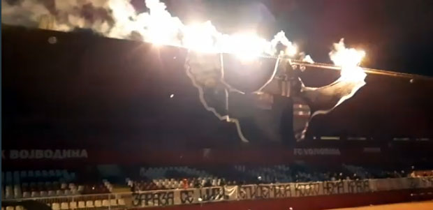 Навијачи Војводине кореографијом на “Карађорђу” најавили дерби са Звездом (ВИДЕО)