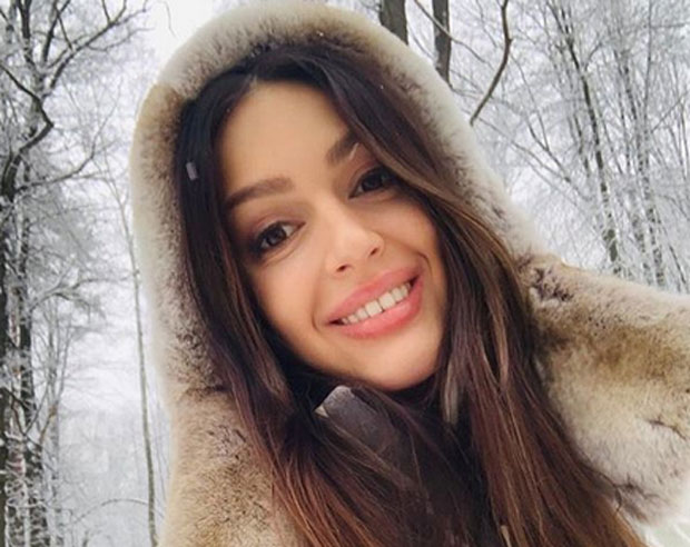 Удала се за 24 године старијег КРАЉА, одрекао се престола због ње, а онда је оптужио да дете није његово, а све време је био ожењен: Руска краљица лепоте окрила све детаље брака (ФОТО)