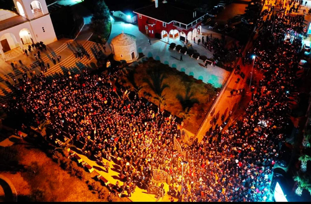 Верни народ Црне Горе помера границе: Поносно носе крст и заставу православља у рекордном броју (ФОТО/ВИДЕО)