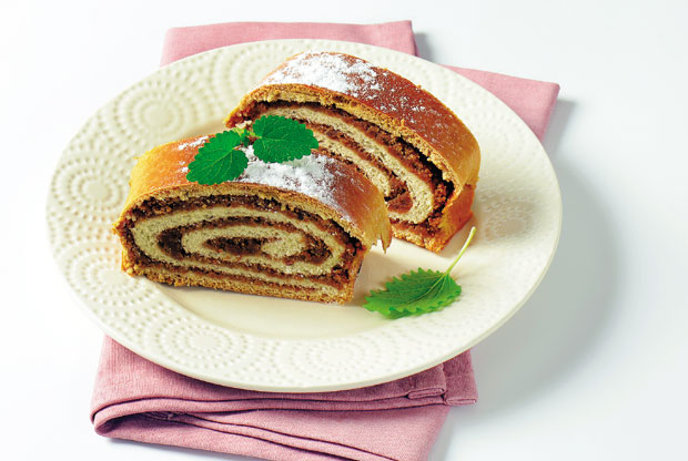 Слаткиш који враћа у детињство: Штрудла по бакином рецепту 