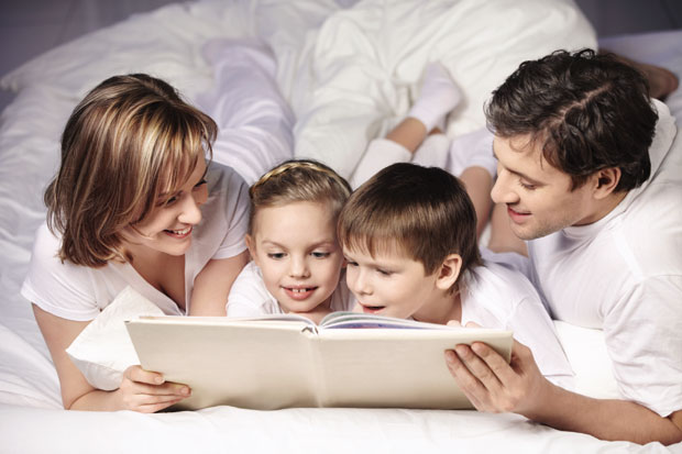 Одувек су пред спавање окупљале породицу: Бајке су важан део одрастања деце