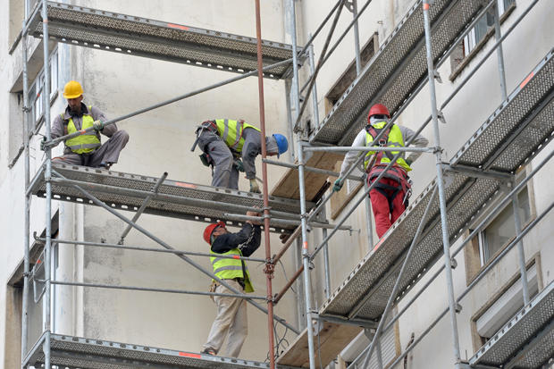 Почела едукативна кампања о улагању у обнову фасада: Грађанима послато 10.000 писама о штедњи 