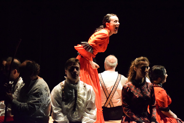 Миливојев штап и шешир: Наташа Роквић победник прве вечери  (ФОТО)