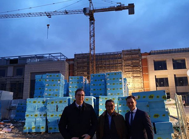 Вучић посетио раднике Београда на води