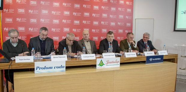 Лондон ћутао о Сребреници: У Београду одржана трибина у светлу нових чињеница о грађанском рату у БиХ