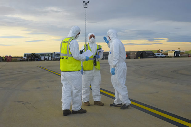 Француској прети италијански сценарио: Оболели од корона вируса данима били у болници без дијагнозе  