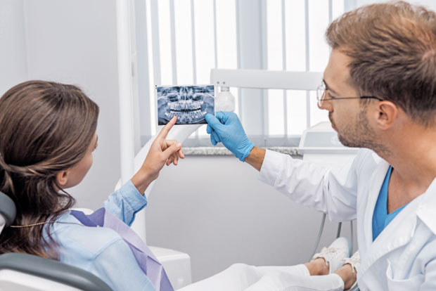 Пре протезе излечите десни: Пародонтопатија најчешће се појављује између 60. и 65. године