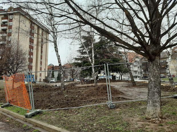 Лепши кутак за малишане: Обнова парка у Трговачкој