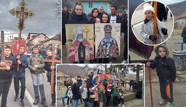 Благо Црној Гори кад има овакву децу: Малишани предводе литију дугу 25 километара, на челу колоне поносно шета - ДЕВОЈЧИЦА (ФОТО+ВИДЕО)